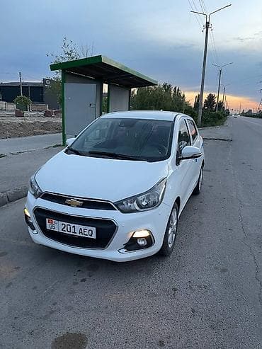2016: Chevrolet Spark: 2016 г., 1 л, Автомат, Бензин, Хэтчбэк — 2