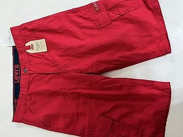 Мужские шорты Levi’s, модель карго, красного цвета. - Материал
