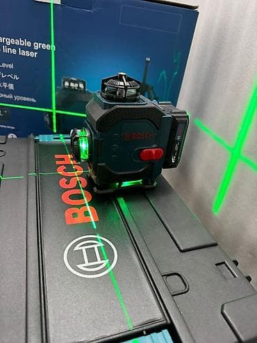 Лазерный нивелир с зелёными лучами 3D/4D, комплект в кейсе — 1