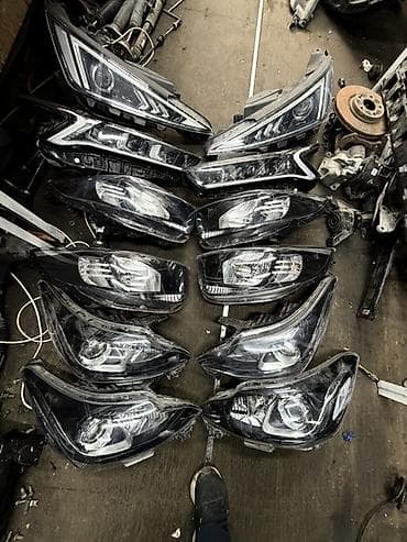 складной ключ для авто: Комплект передних фар Hyundai 2020 г. — 6