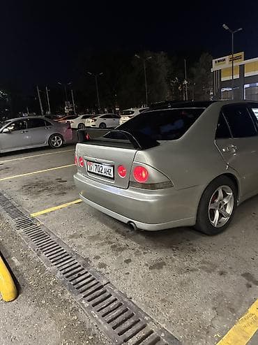 Продажа авто: Toyota Altezza: 1999 г., 0.2 л, Автомат, Бензин, Седан — 5