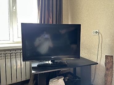 lg 24: СРОЧНО! Телевизор LG 32" (81см) Полный диаметр 94см. Тумба тоже — 2