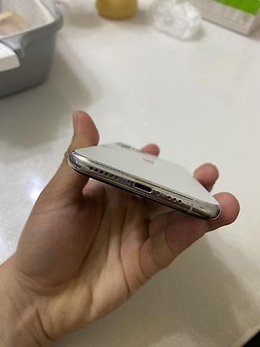 ipnone 13: IPhone 11 Pro, Б/у, 256 ГБ, Серебристый, Коробка, 73 % — 4