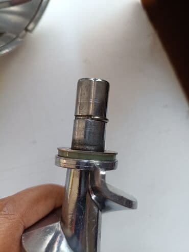 миксер погружной с чашей: Блендер, миксер — 8