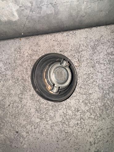 продать старые вещи в бишкеке: Топливный бак Mercedes-Benz 1995 г., Б/у, Оригинал, Германия — 2