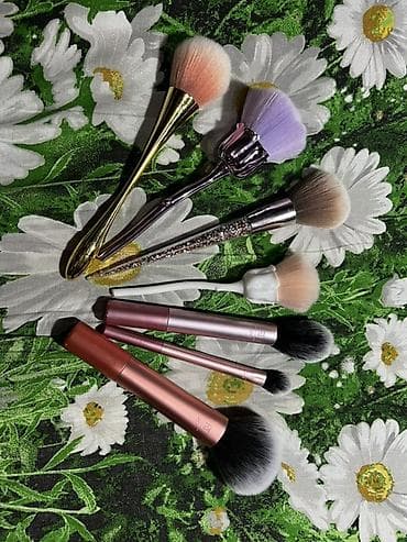 форма ufc: Набор кистей для макияжа (7 шт.) - Разнообразные формы и размеры — 2