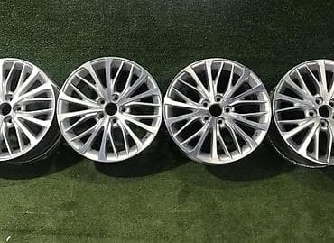vossen diska 13: Литые Диски R 18 Комплект, Б/у — 2