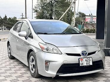 Toyota Prius: 2012 г., 1.8 л, Робот, Гибрид, Седан — 2