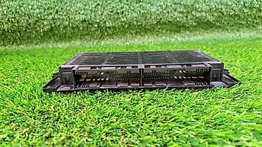 bmw e46: Модуль в пространстве для ног Е87 Е90 Е91 6 961 138 Год 2006 В — 2