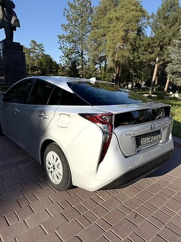 mark2 100: Toyota Prius: 2017 г., 1.8 л, Вариатор, Гибрид, Хэтчбэк — 5