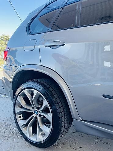 монитор с камерой заднего вида: BMW X5: 2008 г., 3 л, Автомат, Бензин, Внедорожник — 6