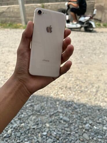 лампа телефон: IPhone 8, Жаңы, 64 ГБ, 70 % — 2