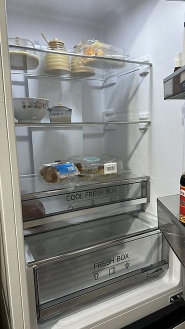 mini fridge: Продаю,СРОЧНО ❗️Холодильник KONKA, двухкамерный, с нижней морозильной — 3