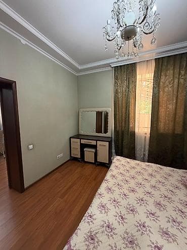 продаю помещений: Продаётся просторный кирпичный дом 2014 г. постройки на ул — 10