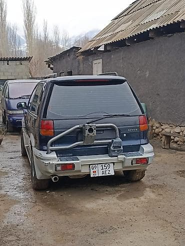 Honda Fit: 1996 г., 1.5 л, Автомат, Бензин, Кроссовер — 4