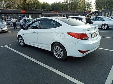 s class 222: Hyundai Solaris: 2015 г., 1.4 л, Механика, Бензин, Седан — 3