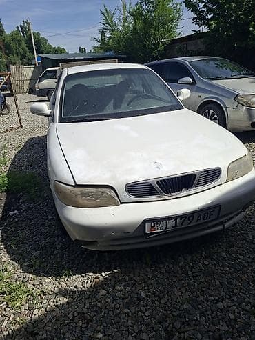 Daewoo Lanos: 1995 г., Механика, Бензин, Седан