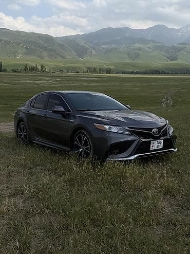 Toyota Camry: 2020 г., 2.5 л, Вариатор, Гибрид, Седан — 1