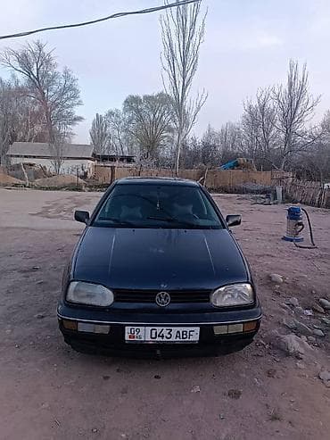 Продажа авто: Volkswagen Golf: 1993 г., Хэтчбэк — 4