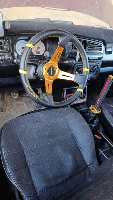 поло 2019: Volkswagen Golf: 1992 г., 1.8 л, Механика, Бензин, Купе — 8