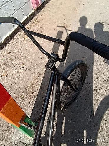 engine 11: BMX велосипед, Рама M (156 - 178 см), Б/у — 3