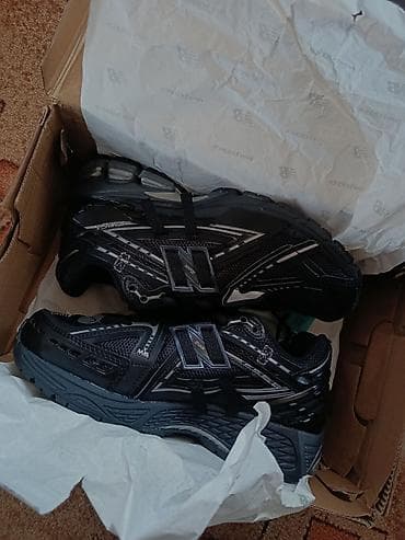 спортивная обувь мужская: Мужские кроссовки, 39, New Balance, Новый, цвет - Черный — 1