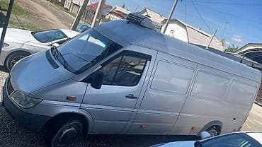 грузовик с холодильником: Легкий грузовик, Mercedes-Benz, 3 т — 1
