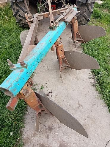 блок система: Плуг навесной 3-корпусный для трактора. - Тип: оборотный — 1