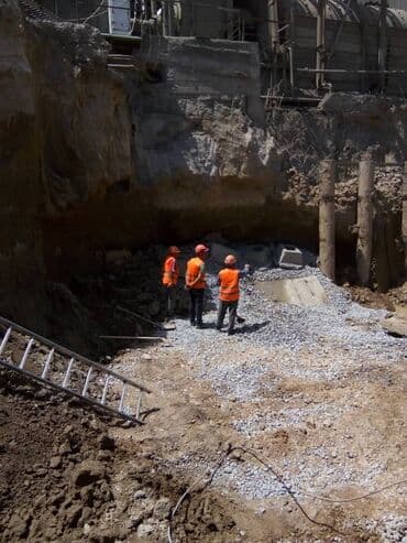 Отели, кафе, рестораны: Ищю работу разнорабочий помощником сварщика — 1