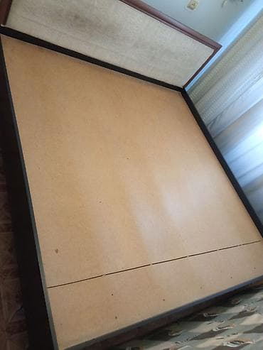 Бир кишилик керебеттер: Эки кишилик керебет, Колдонулган, Матрасы бар, узуну - 200 см — 2