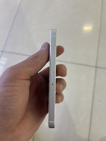face id: IPhone SE, 128 ГБ, Серебристый, Защитное стекло, Чехол, Кабель, 100 % — 3