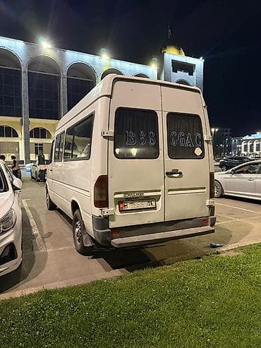 бамперы 210 мерс: Легкий грузовик, Mercedes-Benz, Б/у — 3