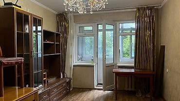 Продажа квартир: 3 комнаты, 58 м², 104 серия, 2 этаж, Старый ремонт — 1