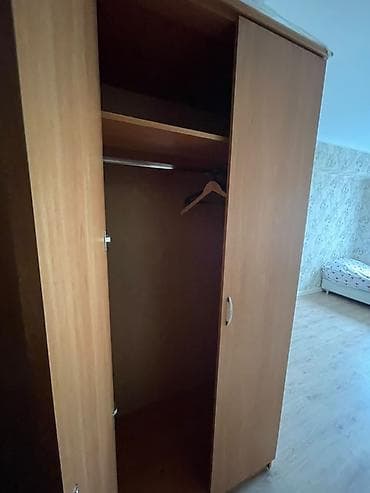 Үй жана бакча: Сдается комната из трехкомнатной квартиры Адрес киевская/советская — 3