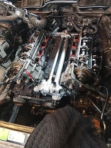 абмен авто: Двигатель V-образный бензиновый с верхним расположением распредвалов — 1