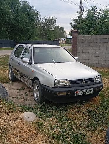 Продажа авто: Volkswagen Golf: 1992 г., 1.8 л, Механика, Бензин, Хэтчбэк — 6