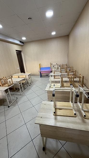 12 микрорайон: Офисное/коммерческое помещение с отдельным входом. 38,7 м2, 39,2 м2 — 6