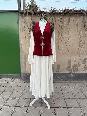 белые халаты: Другие жилеты Стандарт, цвет - Бордовый — 1