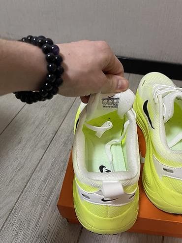 garmin fenix 7: Nike ZoomX Invincible Run Flyknit 3 - Категория: беговые кроссовки. - — 2