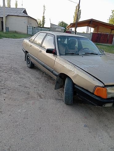 радар авто: Audi 100: 1983 г., 1.8 л, Кол менен иштөөчү, Бензин, Седан — 2