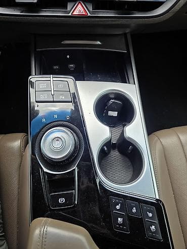 geely e5: Kia K8: 2021 г., Седан — 7