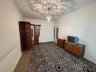49: 1 комната, 35 м², 105 серия, 4 этаж — 2