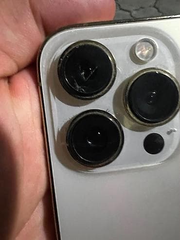 iphone разбит: IPhone 13 Pro, Б/у, 256 ГБ, Золотой, 79 % — 4