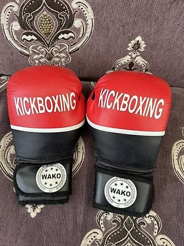 бинты боксерские: Перчатки для кикбоксинга WAKO - Модель: перчатки с надписью — 1