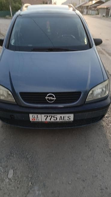 Opel Astra: 2001 г., 1.6 л, Механика, Бензин, Универсал — 1