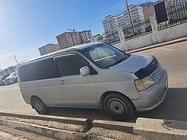 Honda Stepwgn: 2003 г., Минивэн