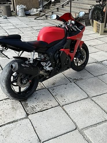 zia doo: Спортивный мотоцикл Yamaha YZF‑R6 2004 года, без вложений все — 3