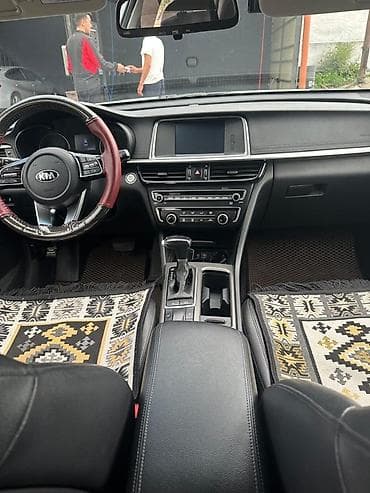 пару: Kia Optima: 2018 г., 2 л, Автомат, Бензин, Седан — 4