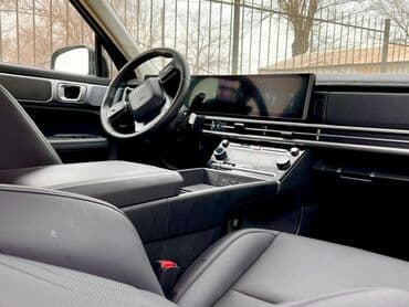 forester 2020: Hyundai Santa Fe: 2024 г., 2.5 л, Робот, Бензин, Внедорожник — 5