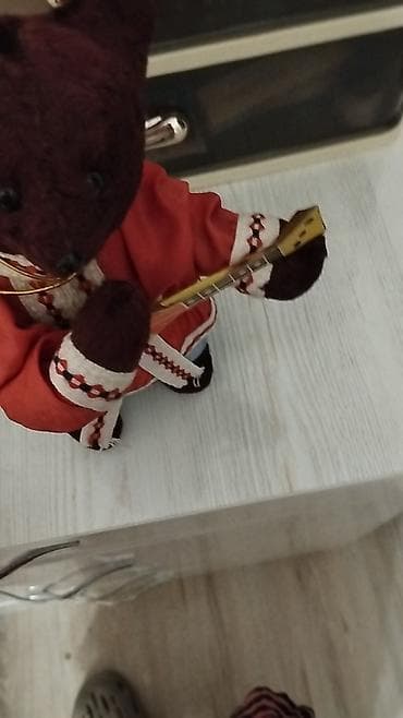 Коллекционная игрушка «Медвежонок с балалайкой». - Материал: мягкий — 5